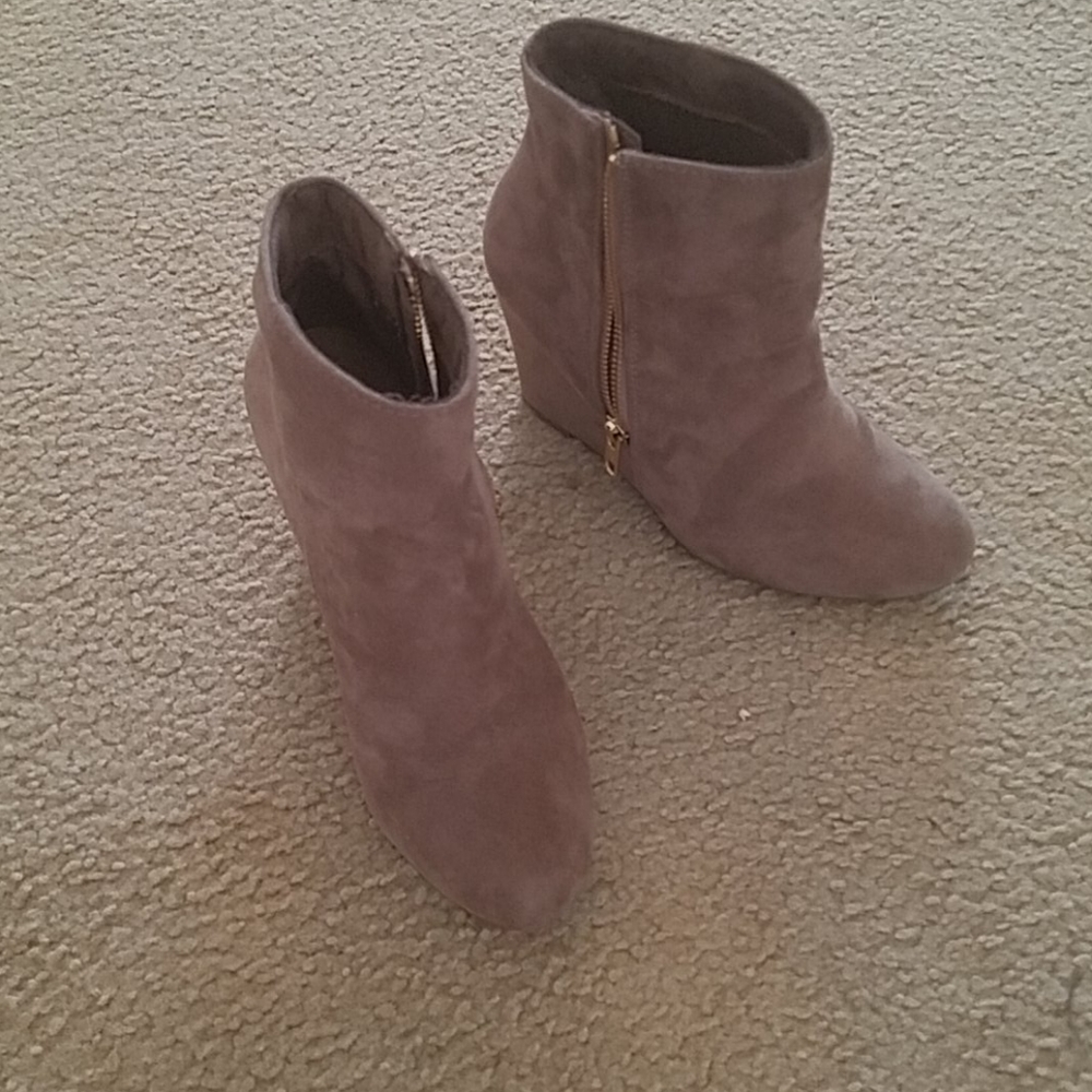 Women's booties